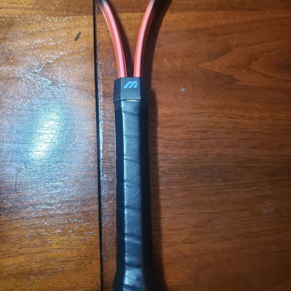 Mizuno JR 25 Tennis Racket - Picture 6 of 14